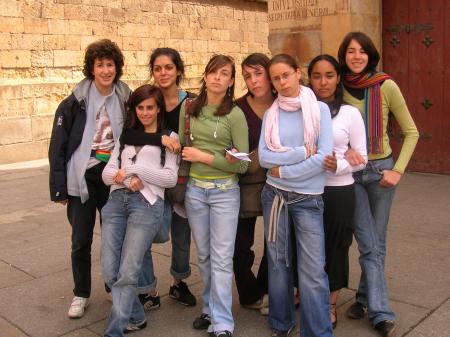Oo Nous, les fillesoO
